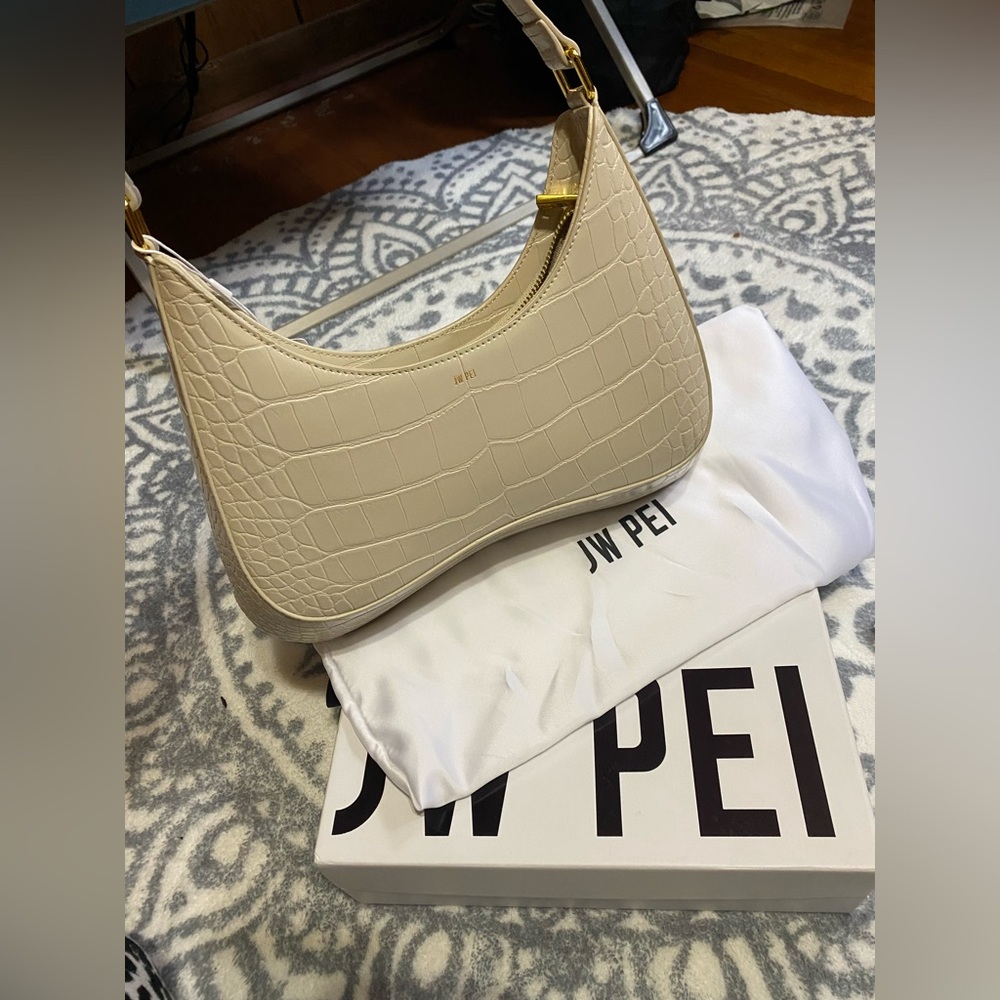 Brand New JW PEI Shoulder bag. Never worn